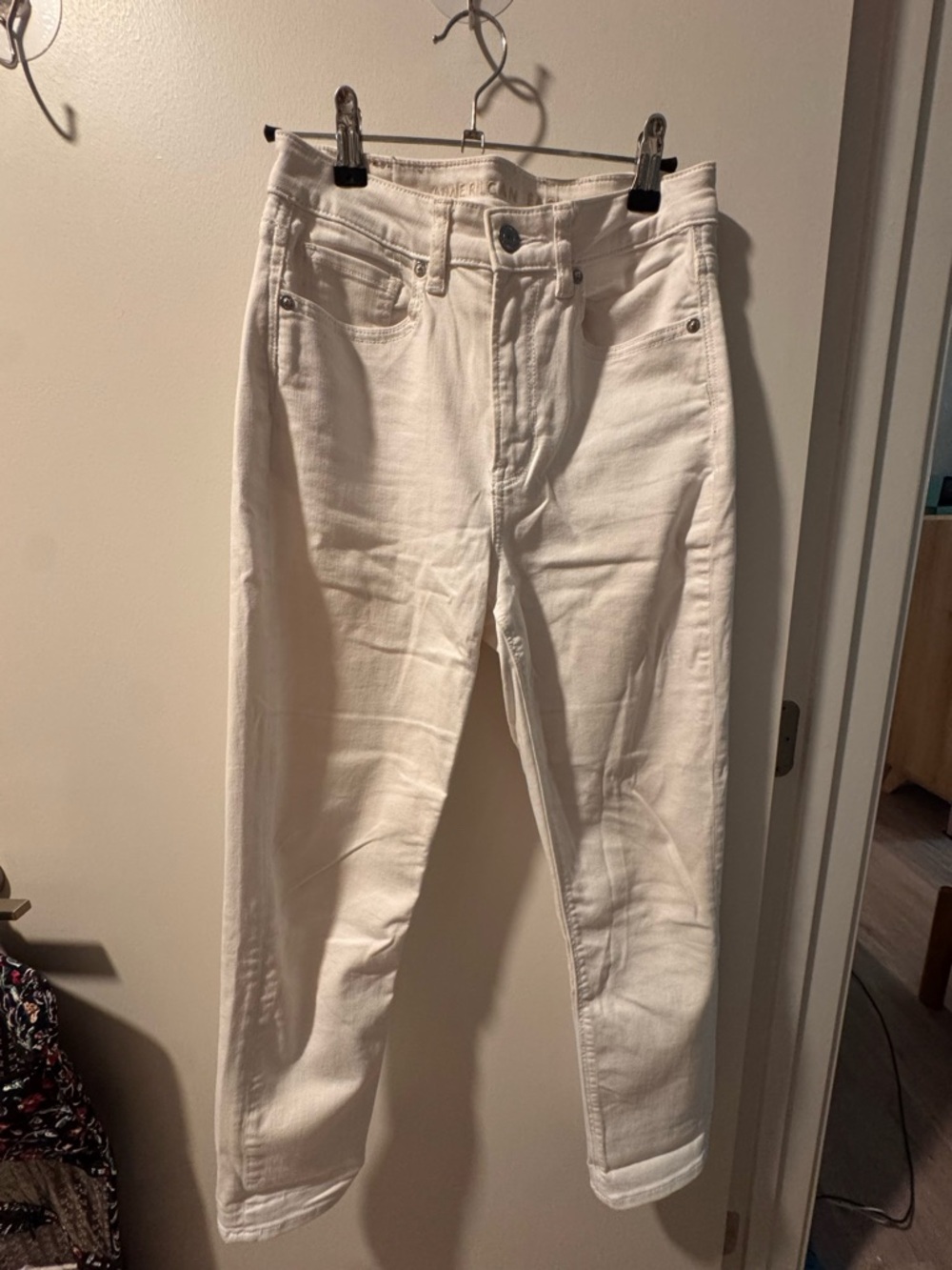 American EagleWhite High-Rise Women’s Jeans